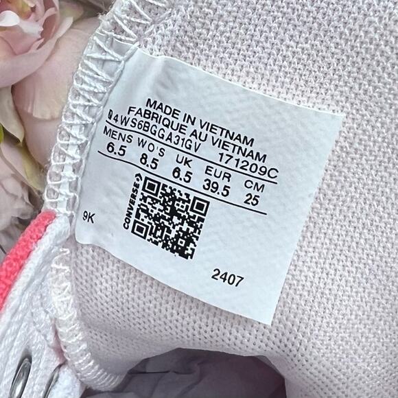 NEW Womens Size 8.5 Custom Converse CTAS Lift Hi Floral Embroidery Platform Shoe - Picture 9 of 9